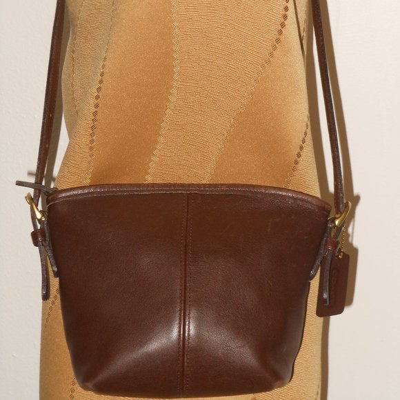 COACH VINTAGE BROWN LEATHER SHOULDER BAG - Picture 1 of 8